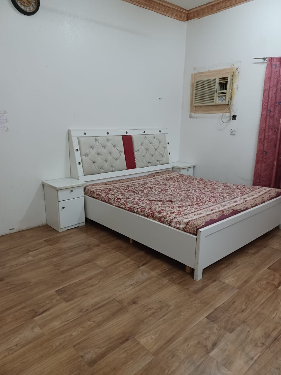 Riyadh, Furniture, SAR 600,  A Furniture Set (Bed , Dressing Table And Almira)for Sale 600/sar