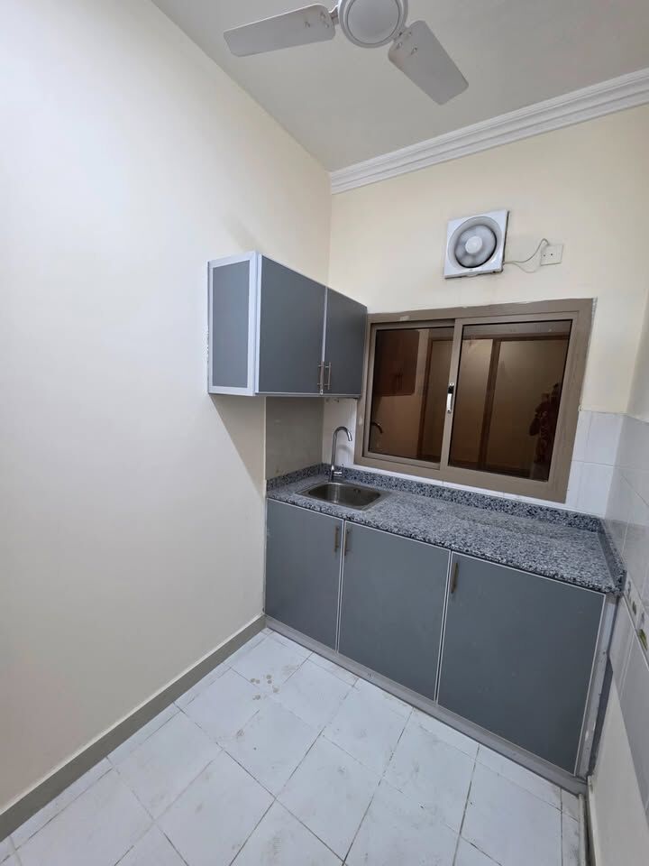 Gudaibiya, Apartments, Flats, Houses & Villas, BHD 145/month,  1 BR,  Newly Renovated Studio Flat  Near Citymax
