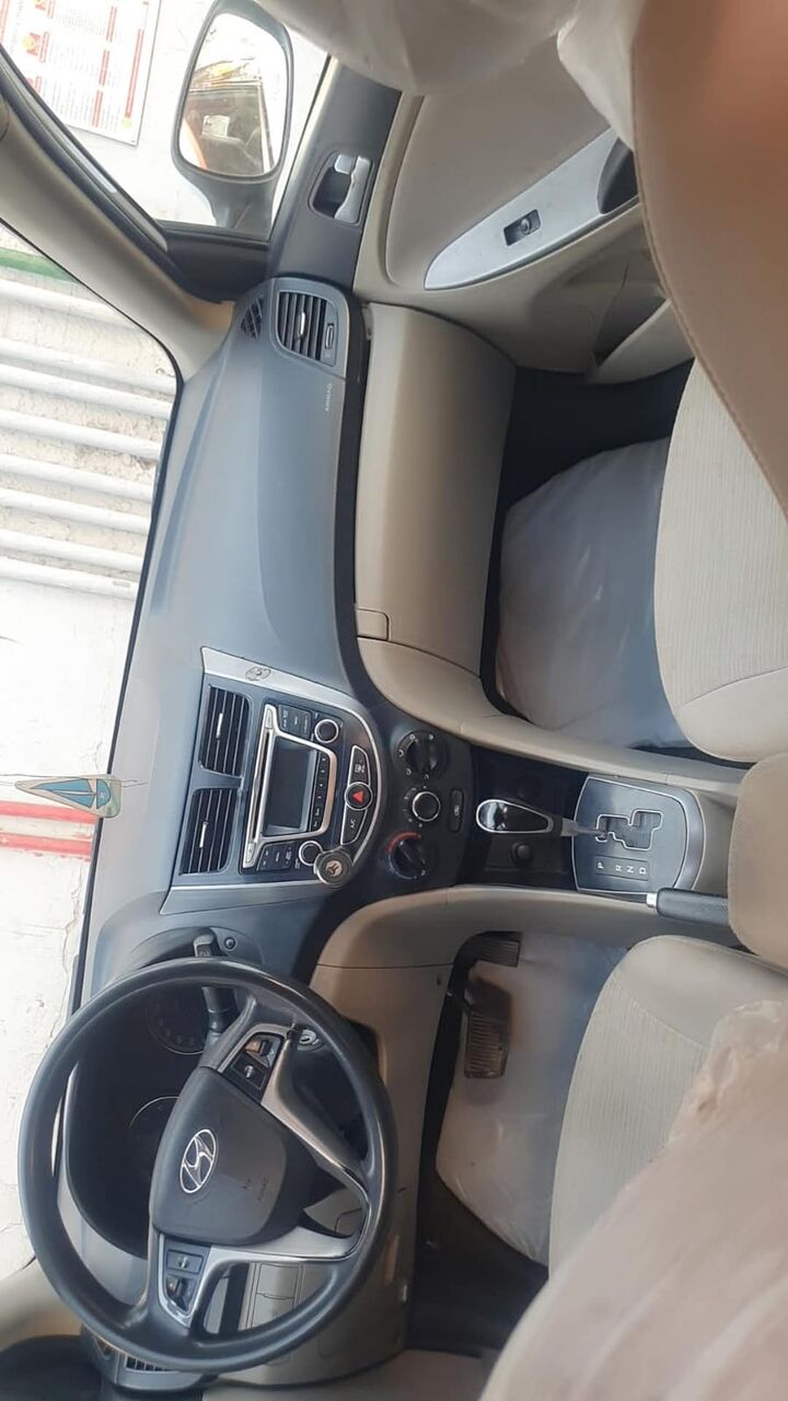 Jeddah, Vehicles, Cars & Trucks , SAR 18000,  Hyundai Accent 2017,  2017,  Automatic,  370000 KM,  Hyundai Accent For Sale In Jeddah Aziziyah Saudi Arabia
