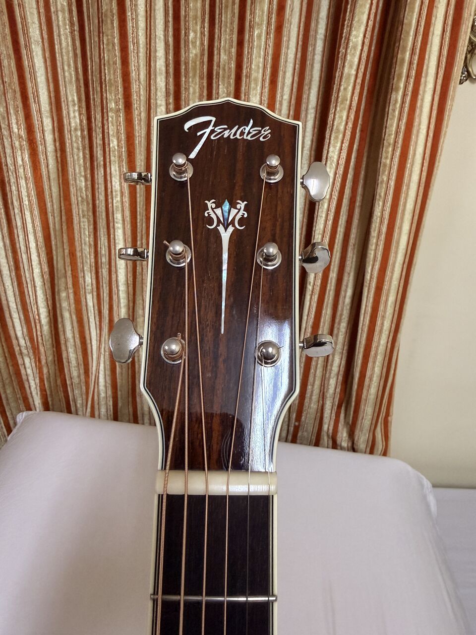 Jubail, Musical Instruments, SAR 2500,  🎸 Fender Paramount PM-3 Standard NAT Acoustic-Electric Guitar