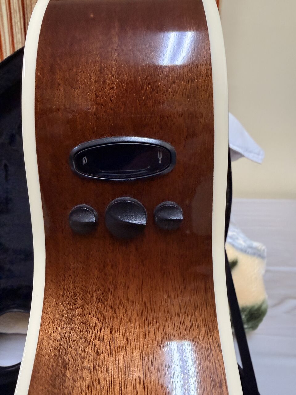 Jubail, Musical Instruments, SAR 2500,  🎸 Fender Paramount PM-3 Standard NAT Acoustic-Electric Guitar