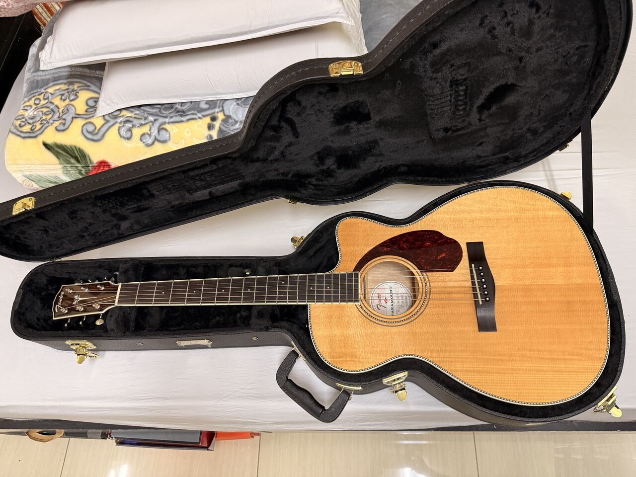 Jubail, Musical Instruments, SAR 2500,  🎸 Fender Paramount PM-3 Standard NAT Acoustic-Electric Guitar