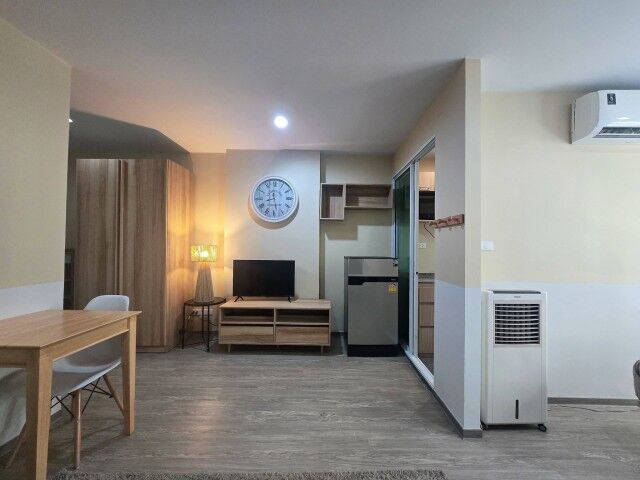 Bangkok, Villas, THB 10000,  28 Sq. Meter,  Regent Sukhumvit 97 Private Quiet 2nd Floor BTS BangChak