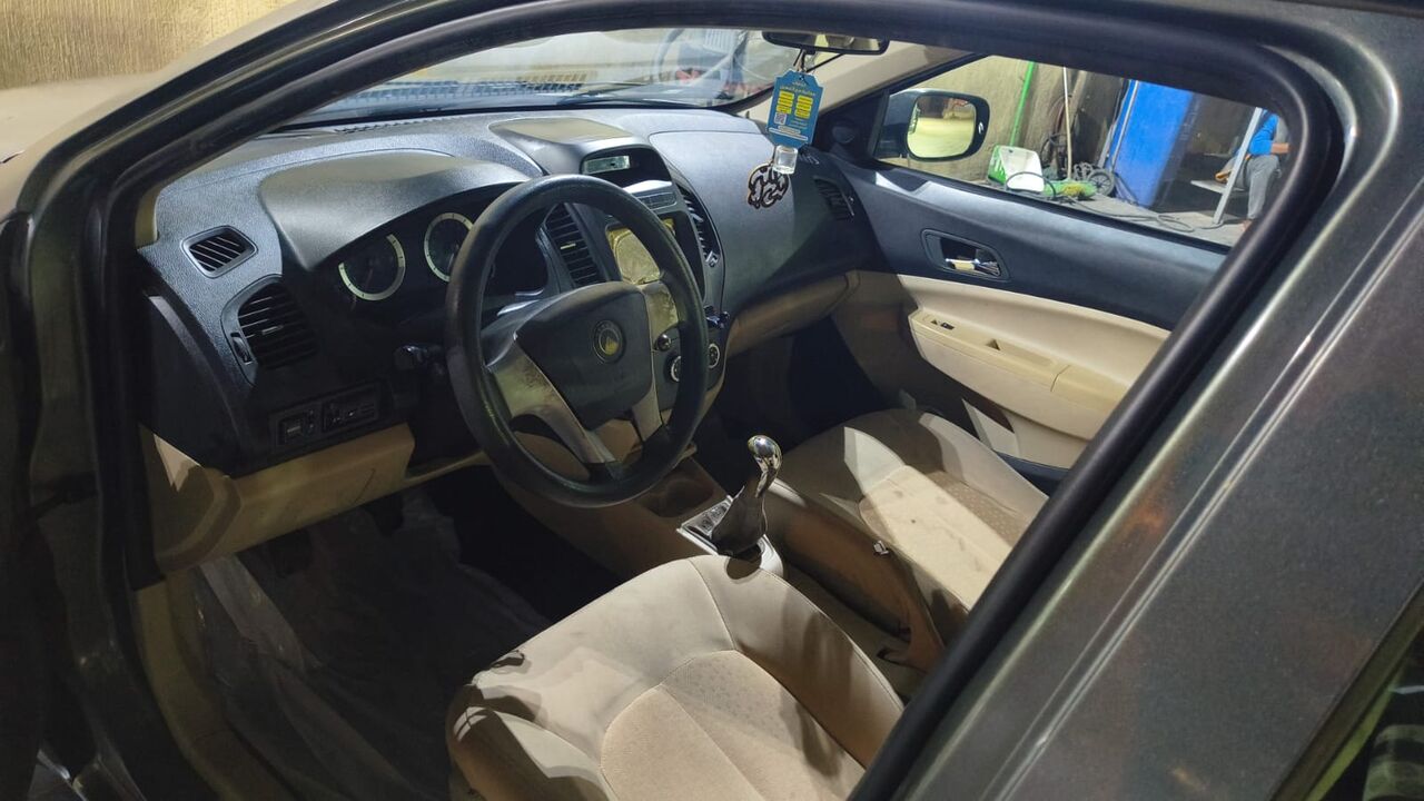 Al Badiah, Vehicles, Cars & Trucks , SAR 13500,  Geely GC6 (MANUAL) 2015,  2015,  Manual,  115638 KM,  GEELY GC6    (1,15,638KM DRIVEN)FOR SALE DUE TO FINAL EXIT