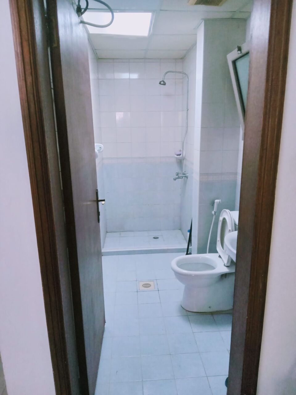 Gudaibiya, Apartments, Flats, Houses & Villas, BHD 120/month,  1 BR,  Double Bedroom Sharing (single Bedroom For Rent)