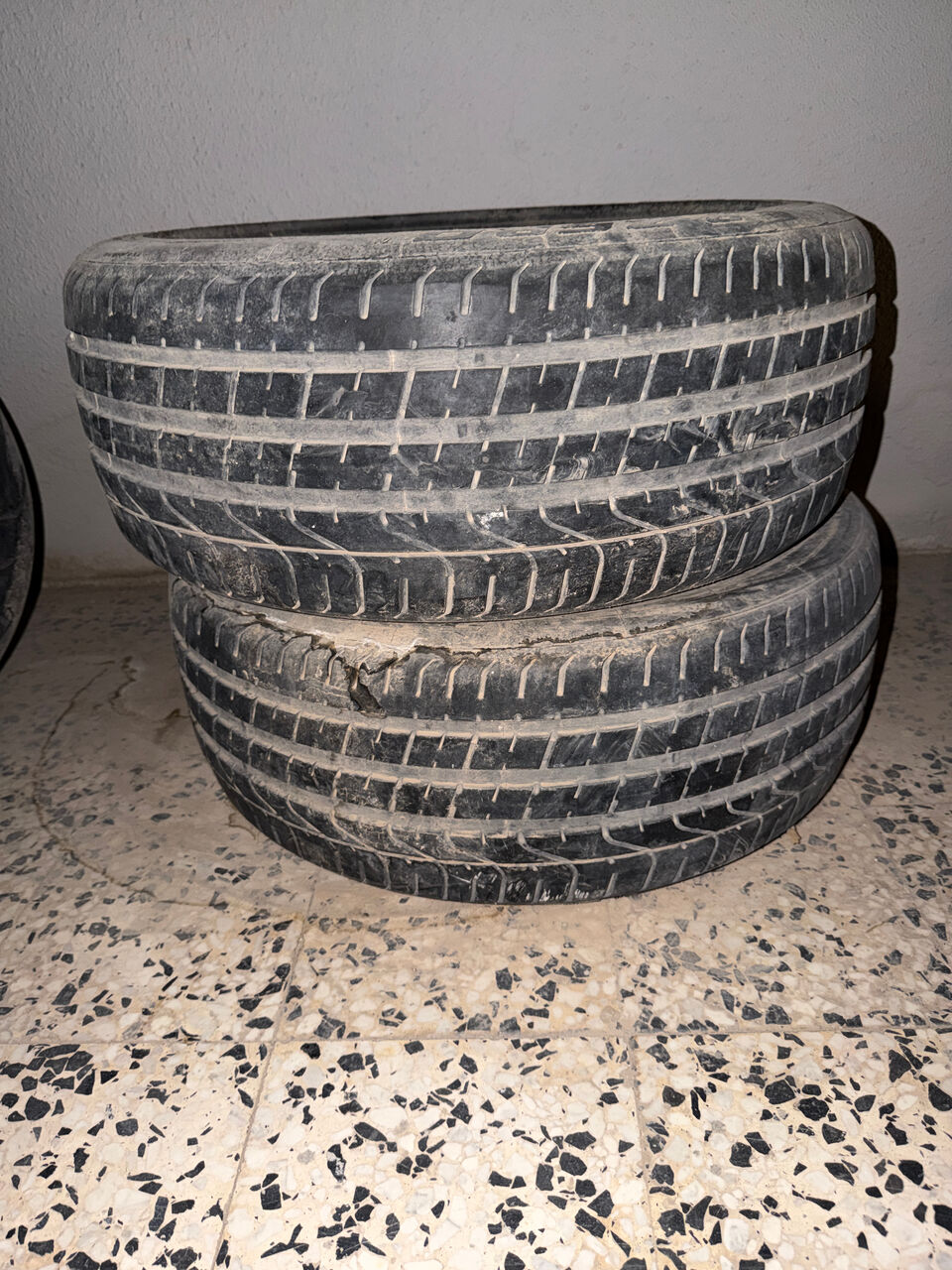 Riyadh, Auto Parts, SAR 200,  Pirelli Pzero Used Tires