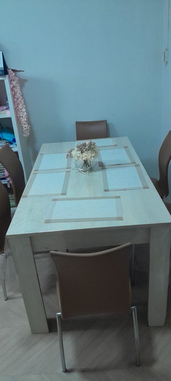 Jubail, Furniture, SAR 400,  Dining Table