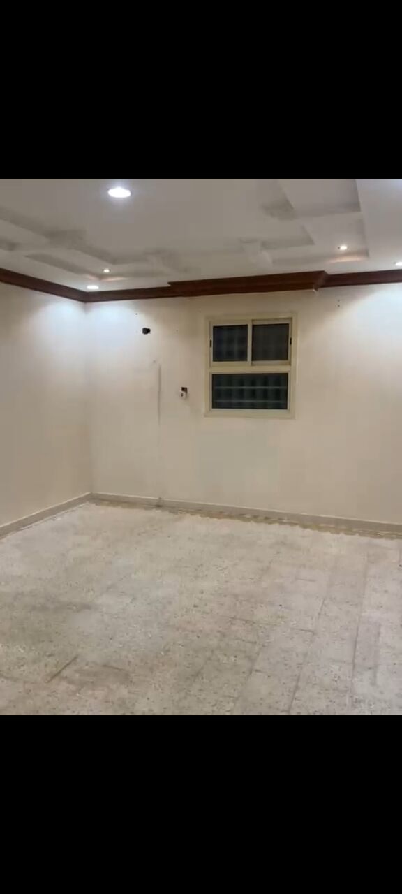 Al Naseem, Apartments, Flats, Houses & Villas, SAR 27000/year,  3 BR,  Family Apartment 2nd Floor With Large 3 Beadrooms 2 Bath Kitchen And Hall