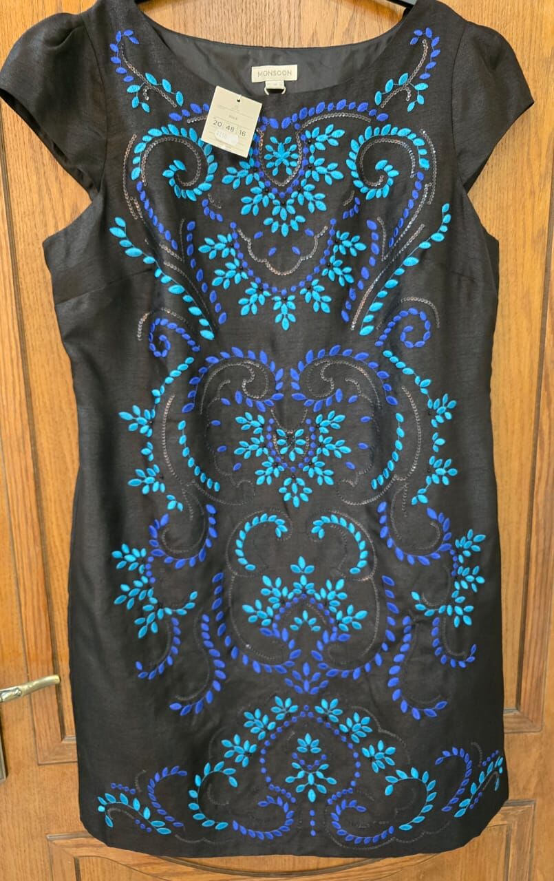 Jeddah, Household Items, SAR 125,  Monsoon Dress. Large Size UK 20. New Not Used