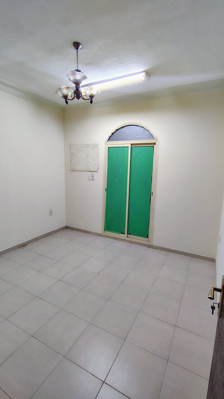 Al Khobar Al Shamalia, Rooms for Rent, SAR 1000/month,  Unfurnished Room With Personal Washroom In 2BHK Flat (AC Installed)
