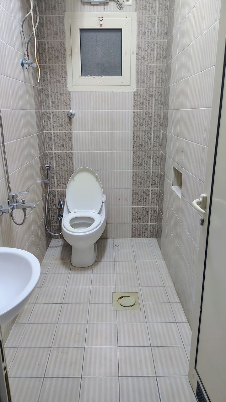 Al Khobar Al Shamalia, Rooms for Rent, SAR 1000/month,  Unfurnished Room With Personal Washroom In 2BHK Flat (AC Installed)