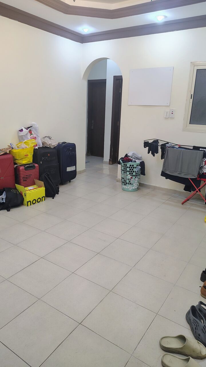 Al Khobar Al Shamalia, Rooms for Rent, SAR 1000/month,  Unfurnished Room With Personal Washroom In 2BHK Flat (AC Installed)