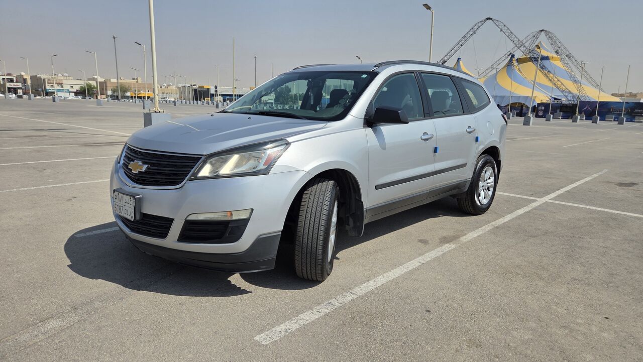 Riyadh, Vehicles, Cars & Trucks , SAR 27500,  Chevrolet Traverse,  2015,  Automatic,  204000 KM,   Traverse Excellent Condition - ترافيرس  بحالة ممتازة