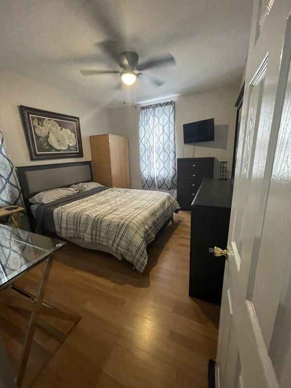 Los Angeles, Rooms for Rent, Furnished,  Homeless To Housing