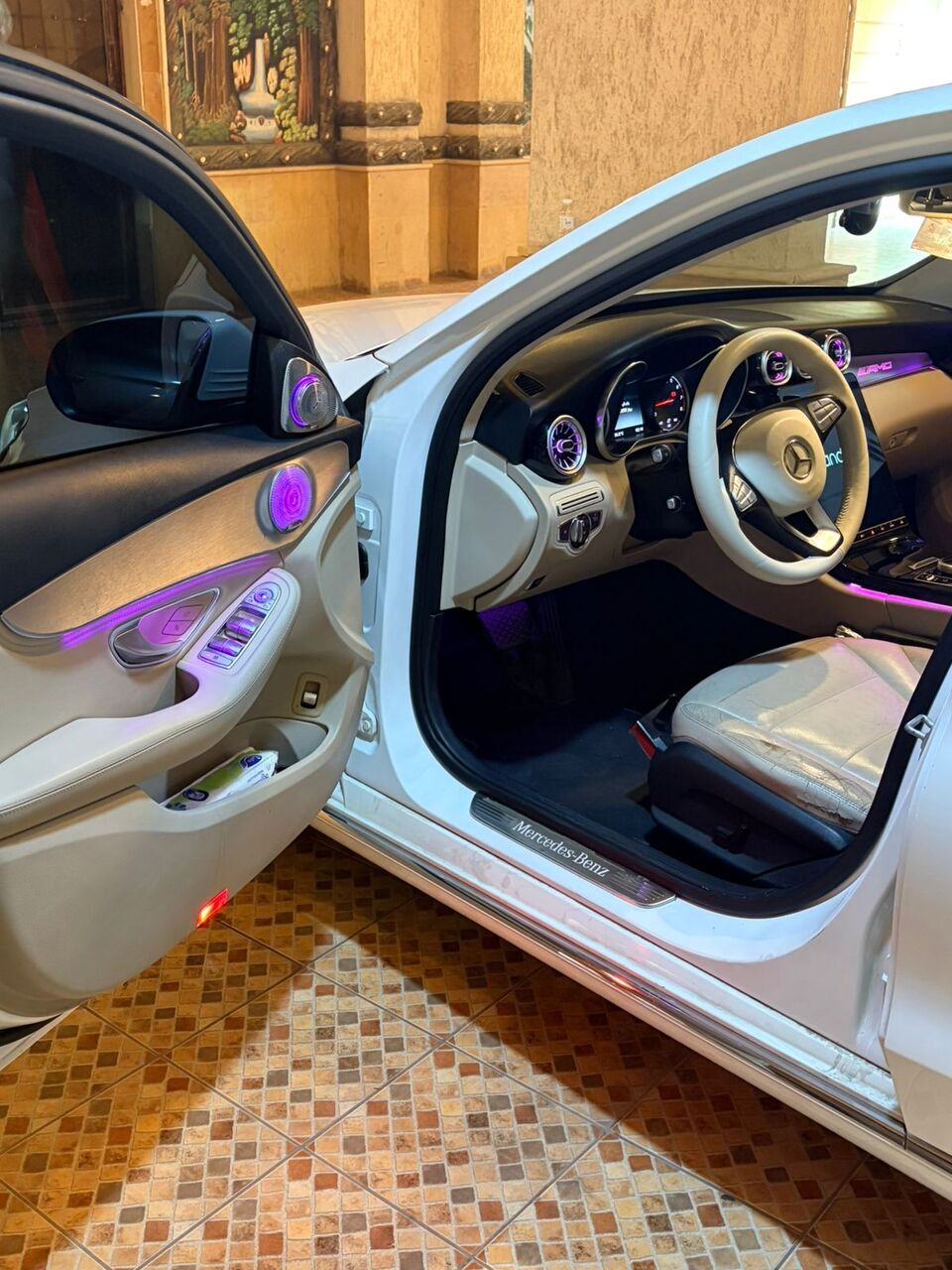 Jeddah, Vehicles, Cars & Trucks , SAR 70000,  Mercedes-Benz E-Class,  2015,  Automatic,  160000 KM,  Mercedes Benz 4 Cylinders