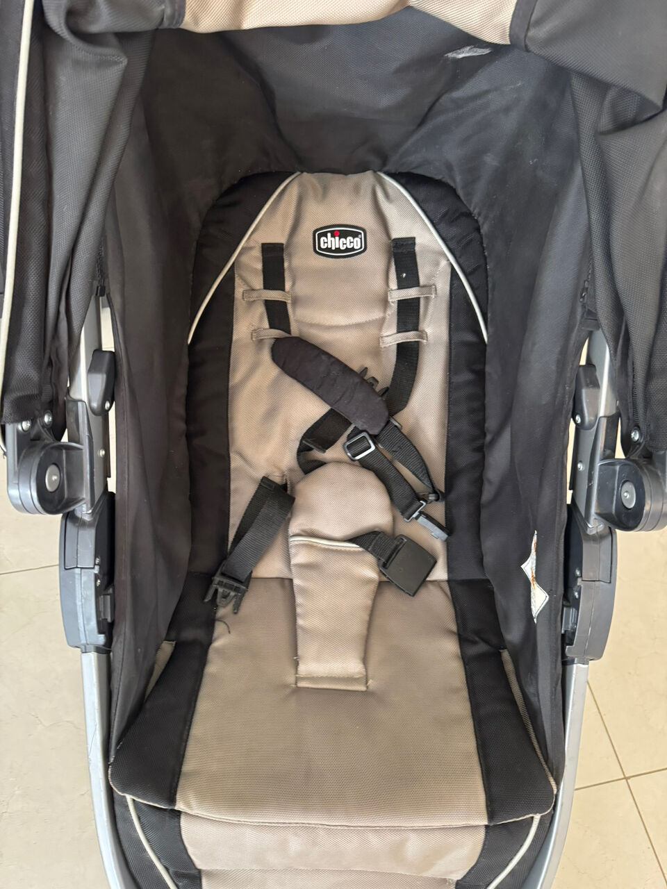Riyadh, Baby & Kid Stuff, SAR 1000,  2-in-1 Chicco Stroller & Car Seat