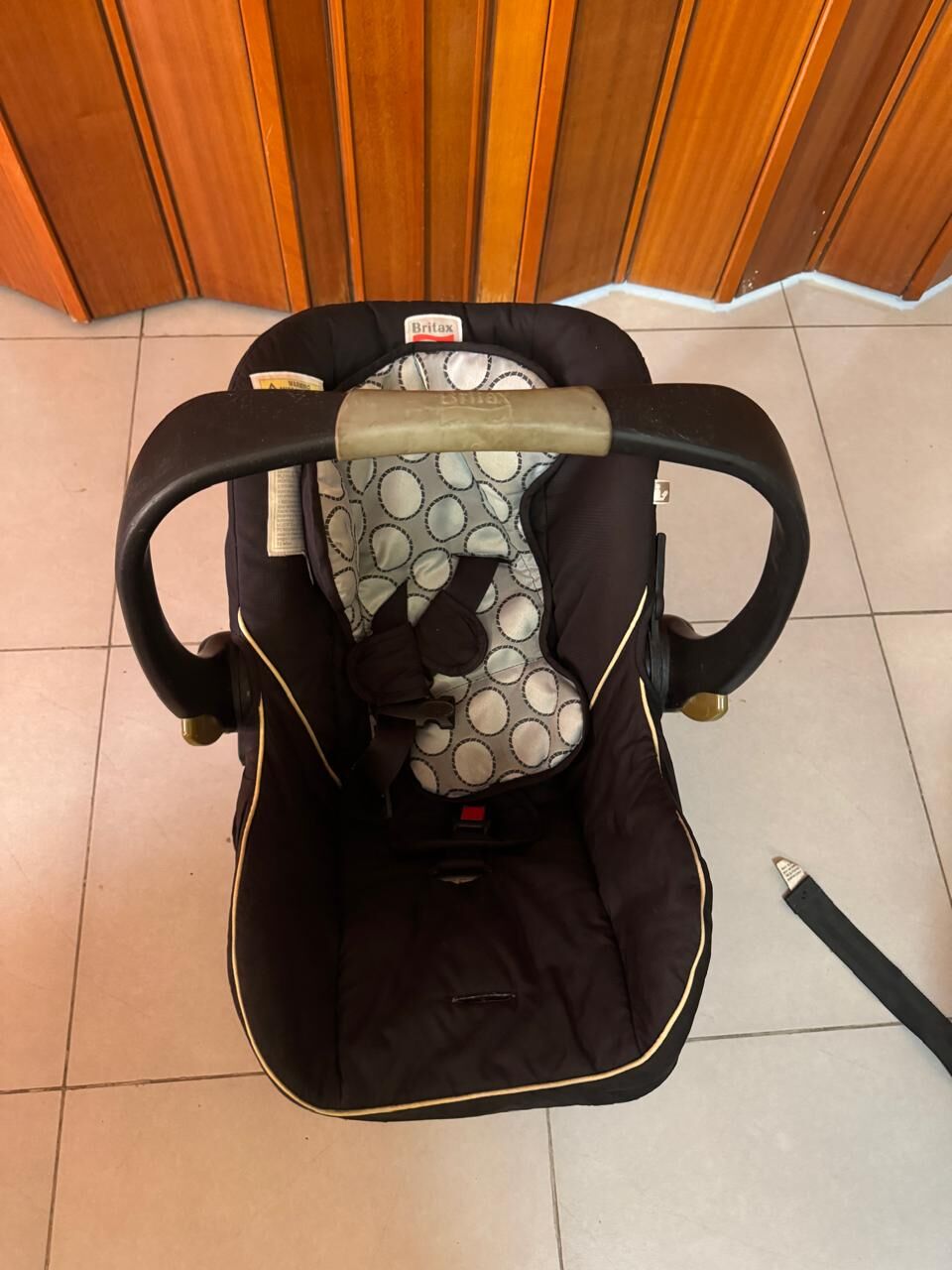 Dammam, Baby & Kid Stuff, SAR 450,  Urgent Selling; Graco Pram & Car Seat + Britax Carrycot