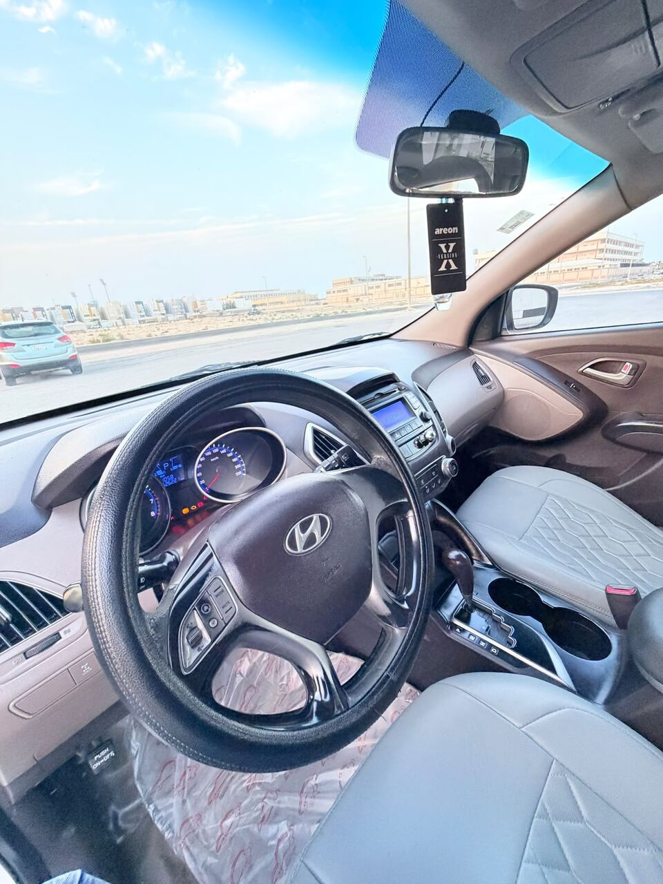 Khobar, Vehicles, Cars & Trucks , SAR 25000,  Hyundai Tucson,  2010,  Automatic,  500 KM,    Limited Edtion
