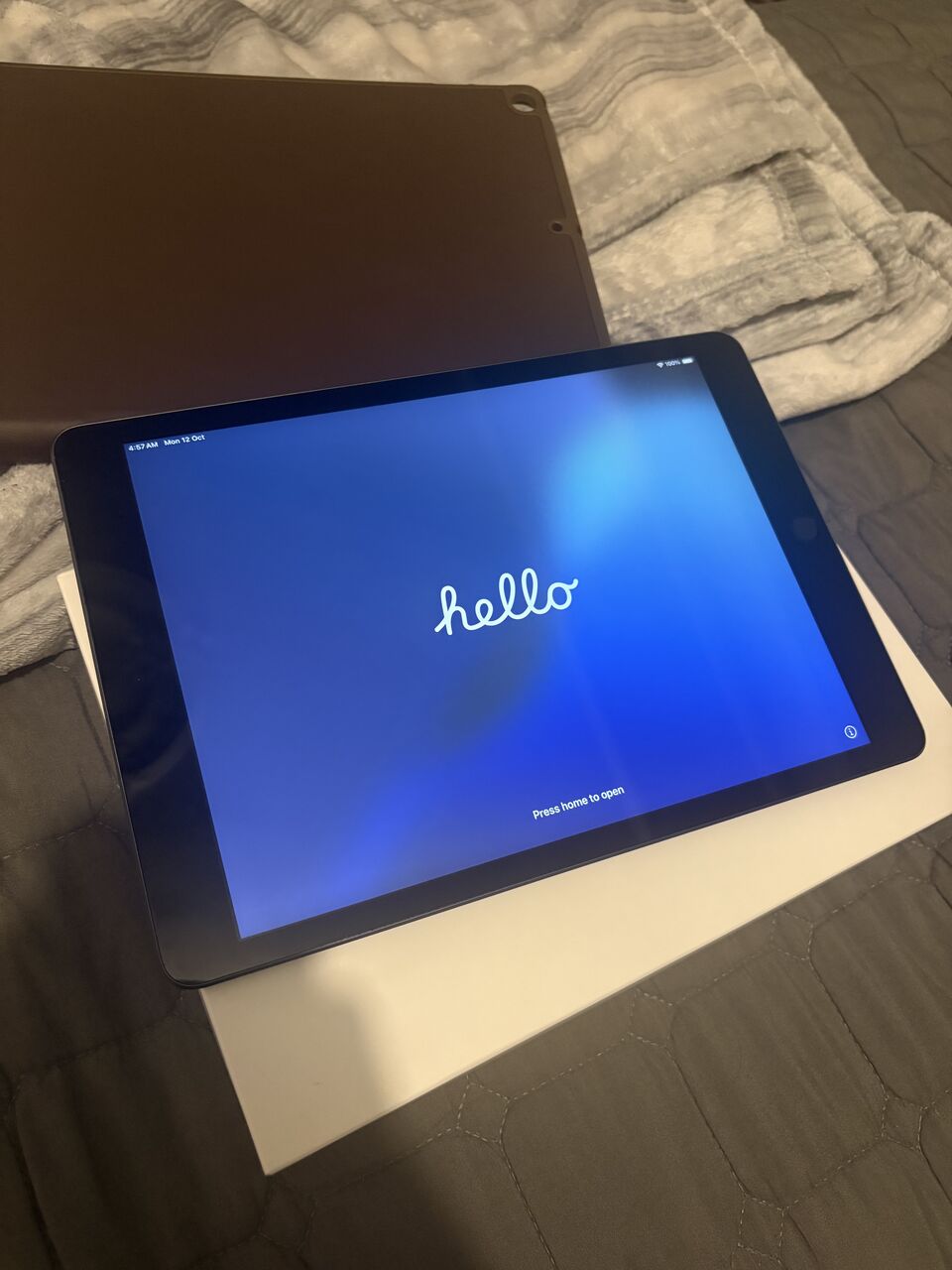 Jeddah, Tablet Computers, SAR 750,  Ipad 9th Generation Wifi 64gb