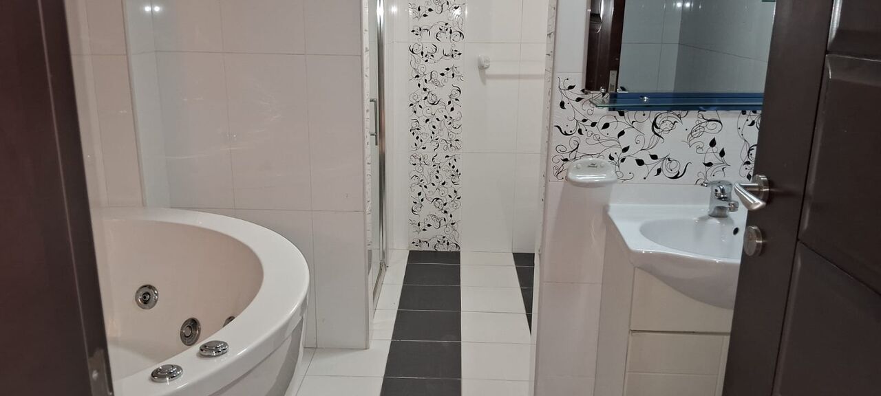 Hamala, Villas, BHD 1250,  Furnished,  Luxurious 5BHK Fully Furnished Villa In Janibiya