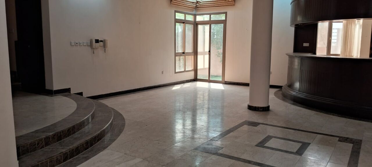 Hamala, Villas, BHD 850,  Luxury 4BHK Semi Furnished Villa In Janibiya