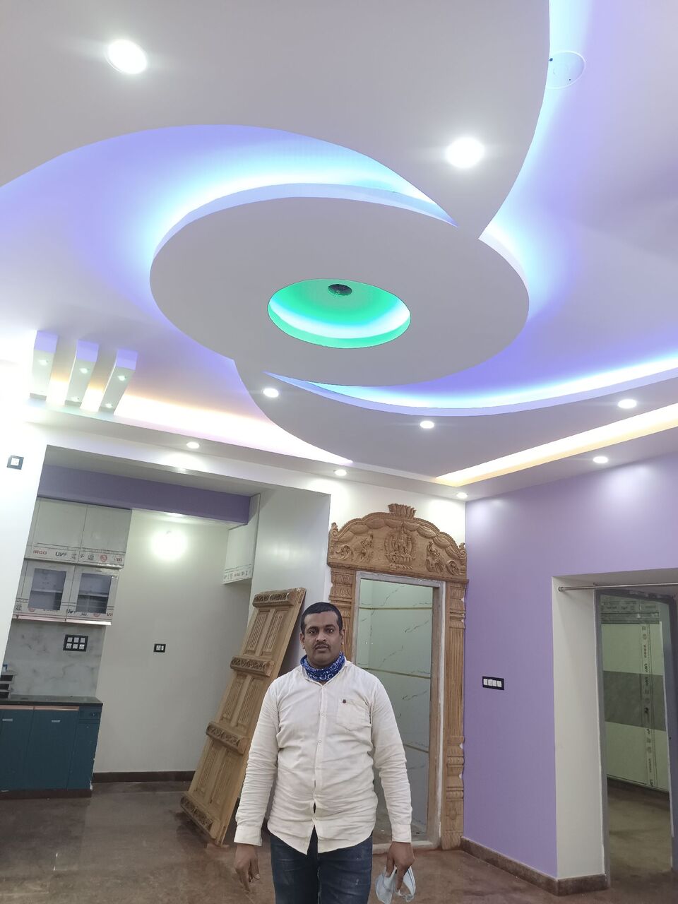 Al Amwaj, Job Seekers, Electrician