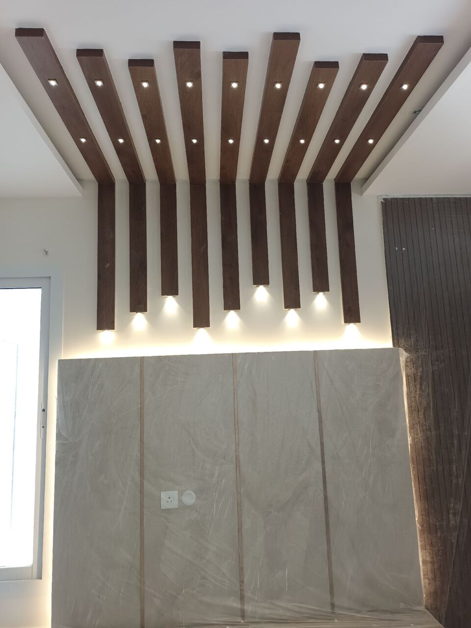 Al Amwaj, Job Seekers, Electrician