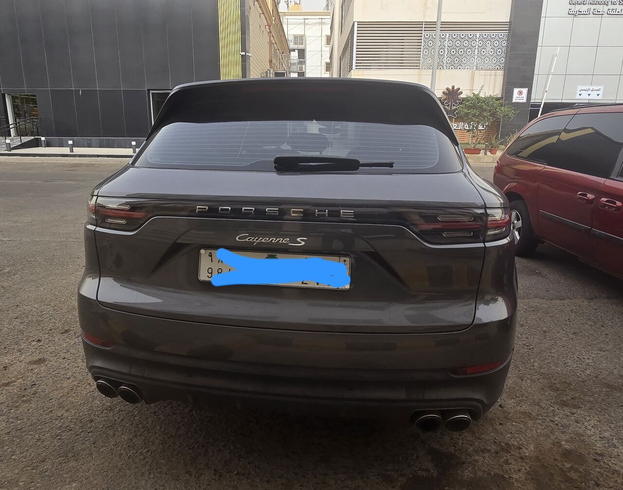 Jeddah, Vehicles, Cars & Trucks , SAR 230000,  Porsche, Cayenne S,  2022,  Automatic,  59000 KM,  Cayenne S