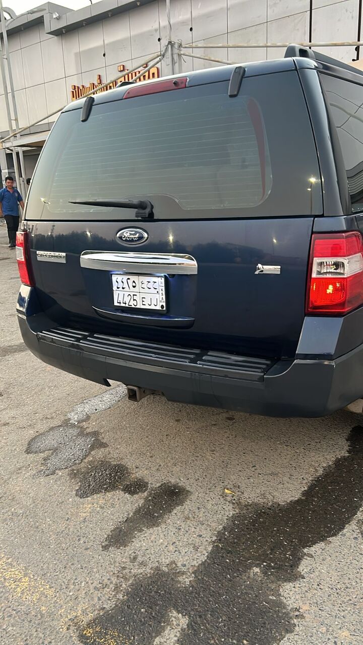 Jizan, Vehicles, Cars & Trucks , SAR 36000,  Ford Expedition,  2013,  Automatic,  300000 KM,  Excellent Cars For Sale