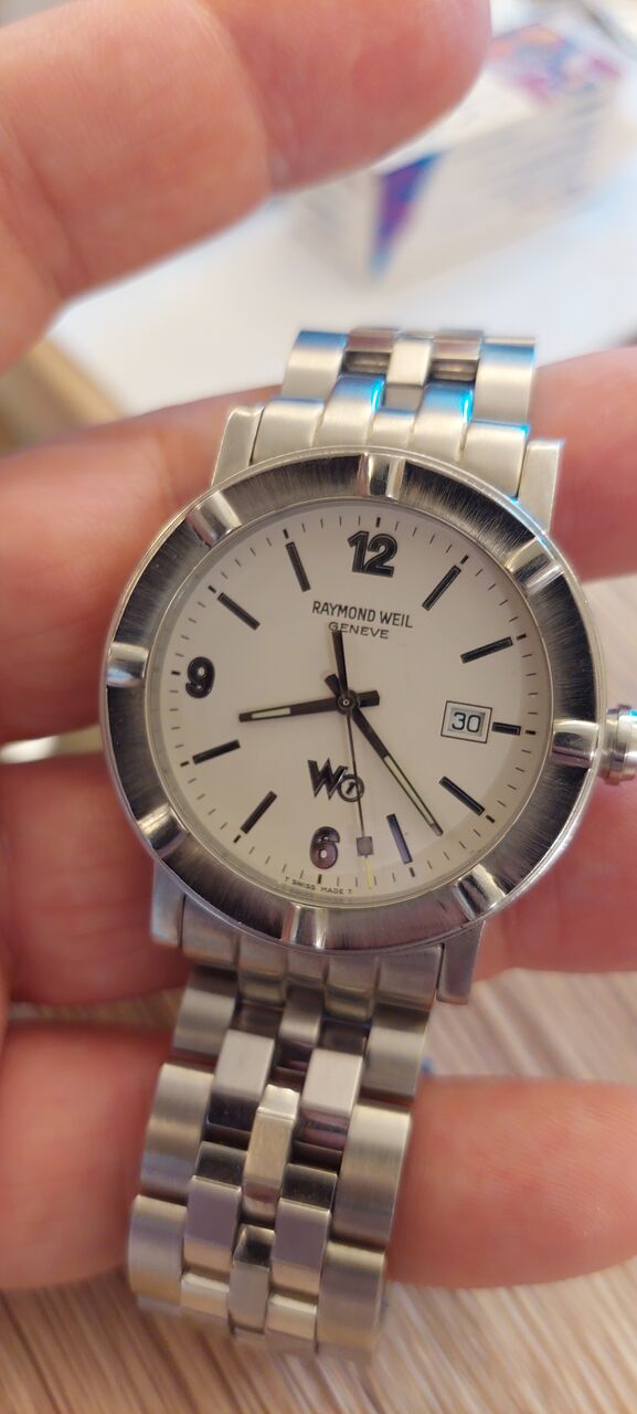 Riyadh, Watches, SAR 1450,  Raymond Weil Watch Big Dial 40mm For Men Original Swiss Made 1450