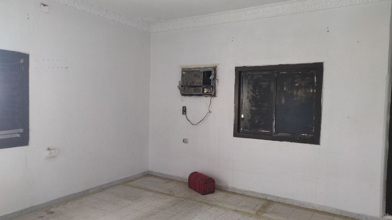 Madinah, Roommates, SAR 350/month,  Indian Or Pakistani Is Required To Share The Room.