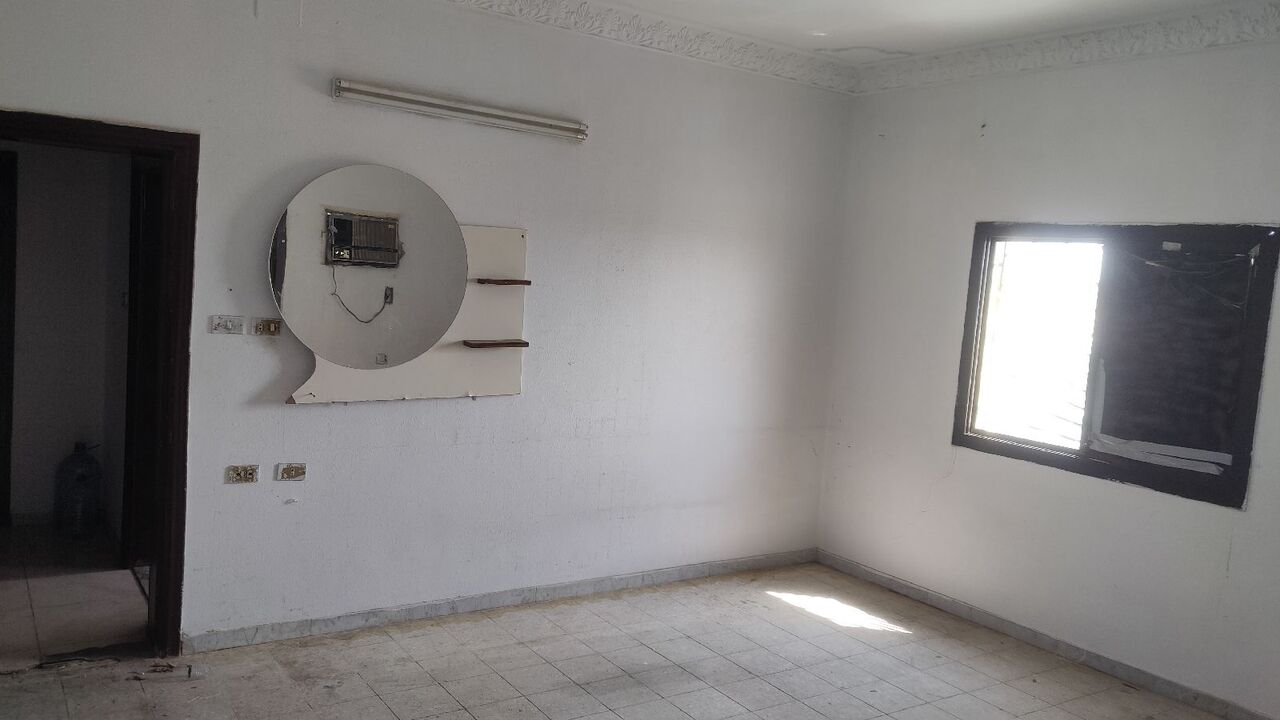 Madinah, Roommates, SAR 350/month,  Indian Or Pakistani Is Required To Share The Room.