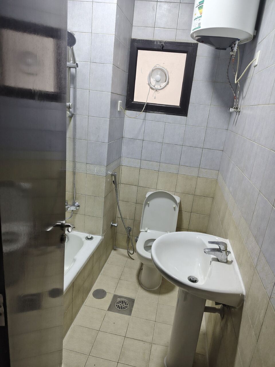 Riyadh, Rooms for Rent, SAR 5550/null,  Room For Rent