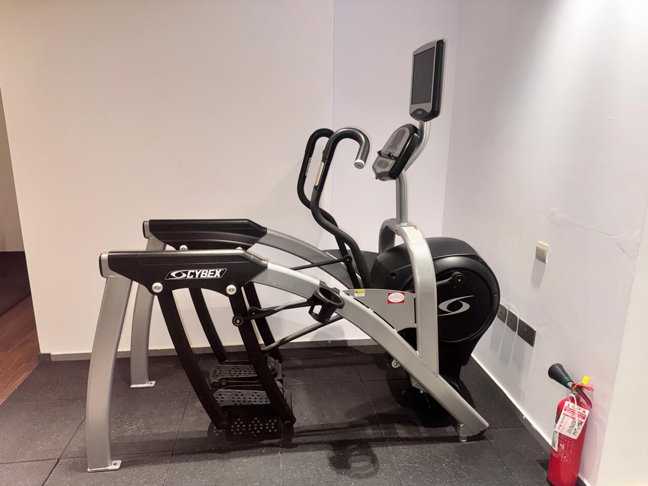 Riyadh, Health & Beauty Items, SAR 5000,  Cybex 630A Arc Trainer &ndash; Used, Good Condition
