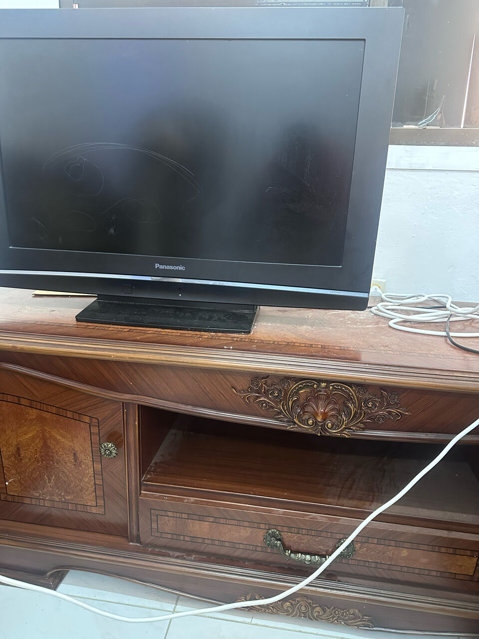 Al Adama, Furniture, SAR 750,  Used Sofa Set,Tv And Its Stand ,Table With 3 Chairs