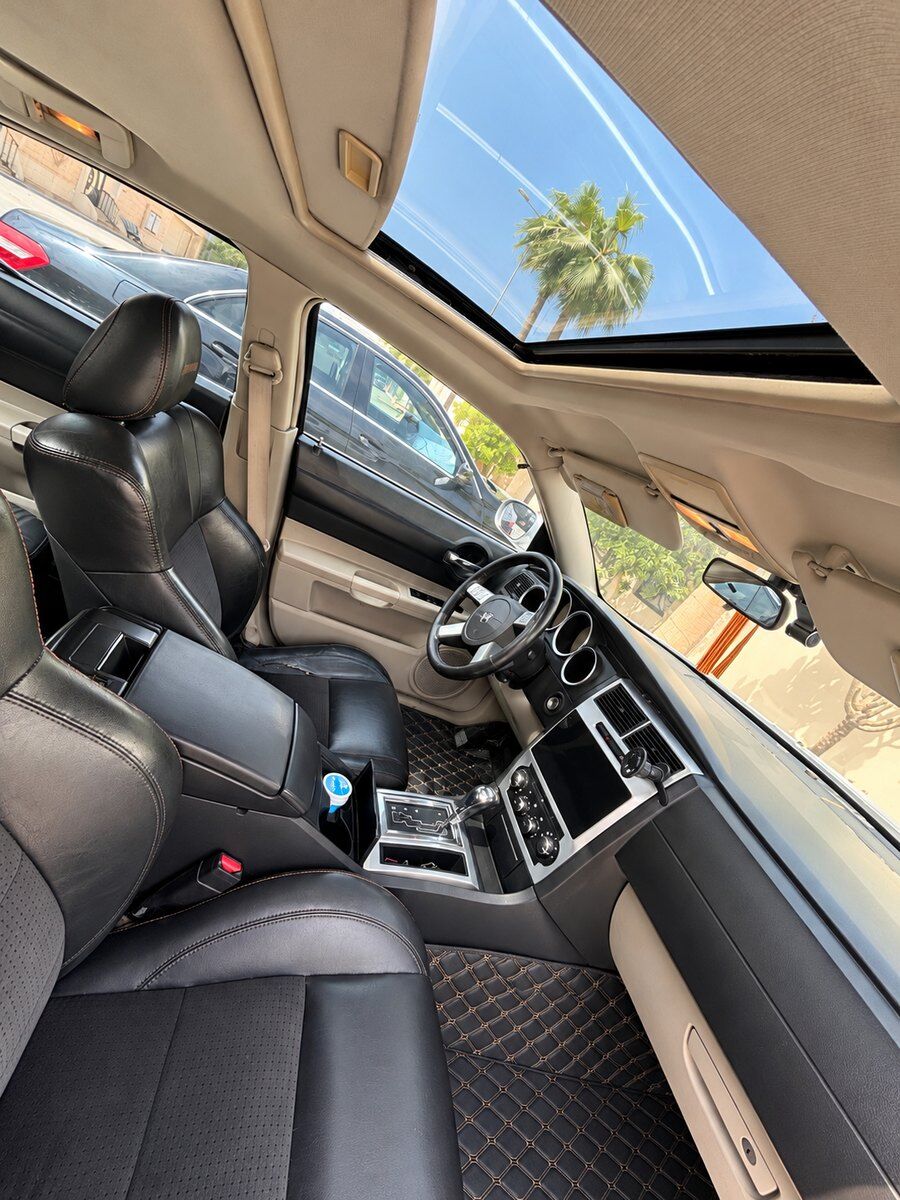 Riyadh, Vehicles, Cars & Trucks , SAR 24000,  Dodge Charger R/T,  2006,  Automatic,  307278 KM,    - 5.7 HEMI V8 - Expat Owned - Riyadh