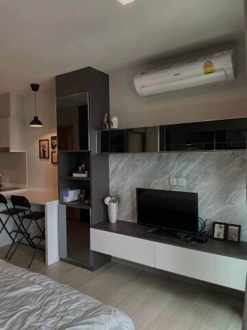 Bangkok, Villas, THB 22000,  28 Sq. Meter,  Life One Wireless Peaceful Beautiful View 26th Floor BTS PloenChit