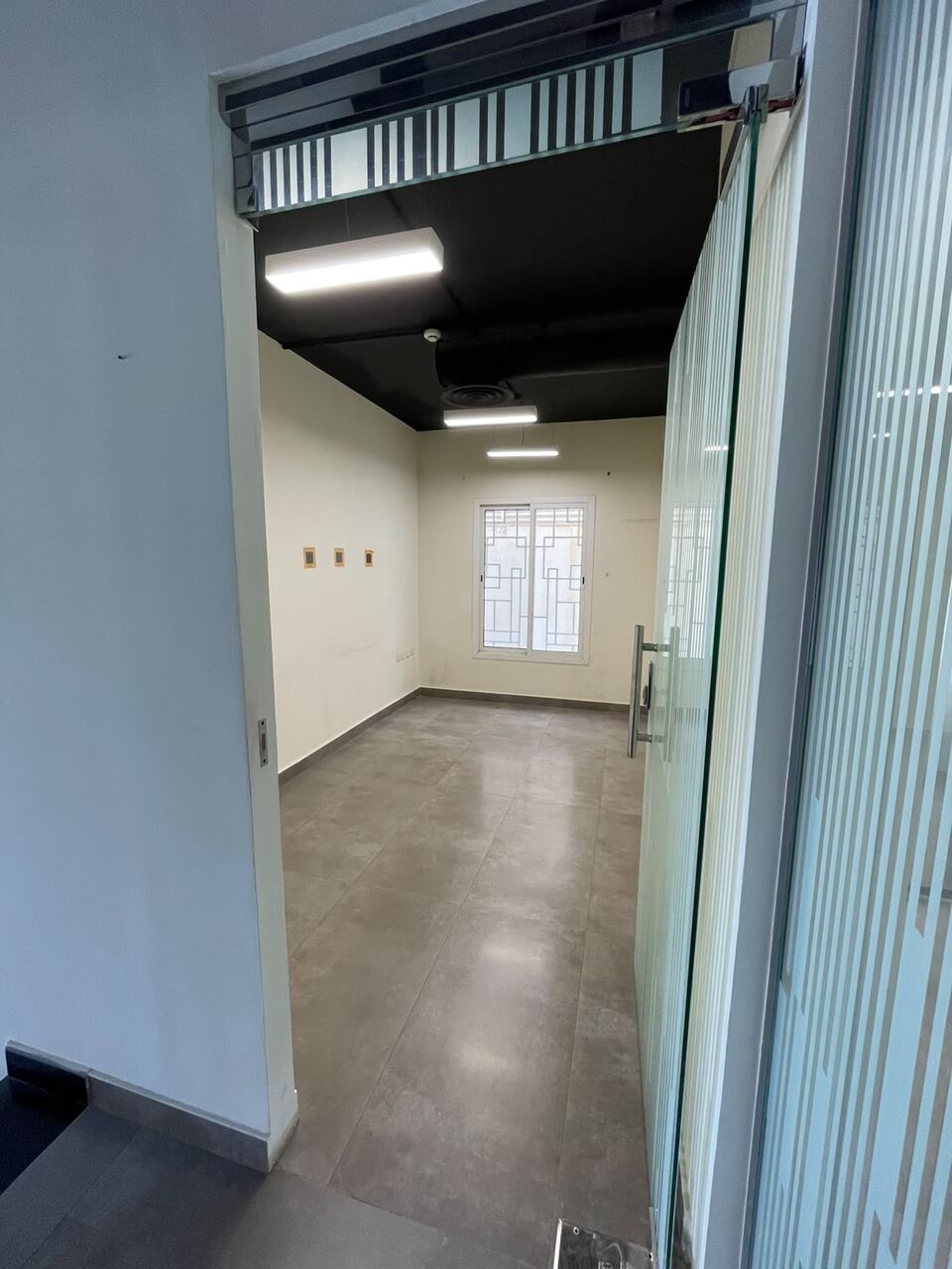 Riyadh, Offices, SAR 230000,  185 Sq. Meter,  PRIME COMMERCIAL SPACE FOR RENT