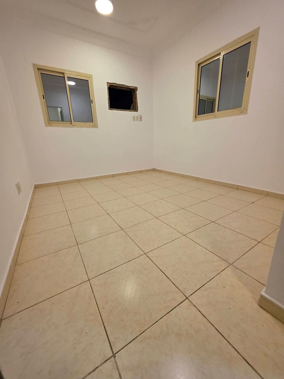 Khobar, Apartments, Flats, Houses & Villas, 2 BR,  2-BEDROOM FAMILY APARTMENT FOR RENT &ndash; SAR 20,000 &ndash; WATER INCLUDED ONLY