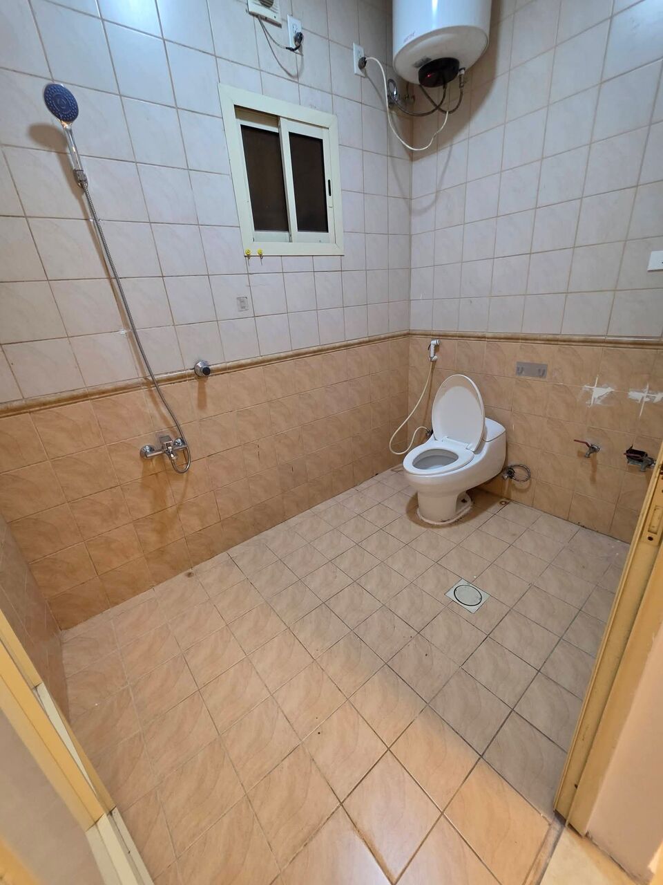 Khobar, Apartments, Flats, Houses & Villas, 2 BR,  2-BEDROOM FAMILY APARTMENT FOR RENT &ndash; SAR 20,000 &ndash; WATER INCLUDED ONLY