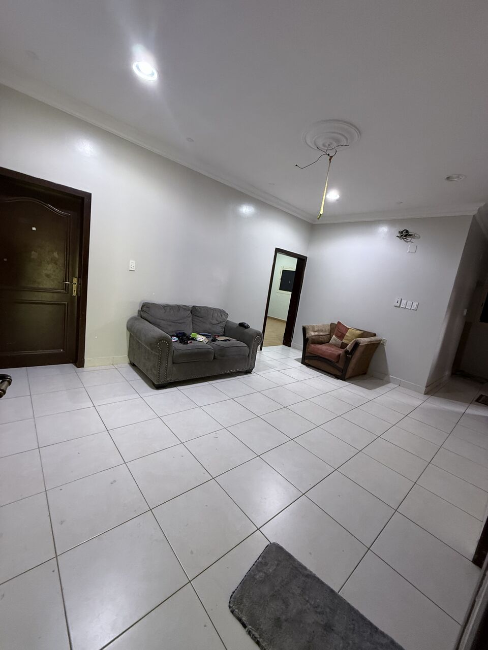 Safwa, Household Items, SAR 1400,  3 BHK Flat For Rent In Safwa
