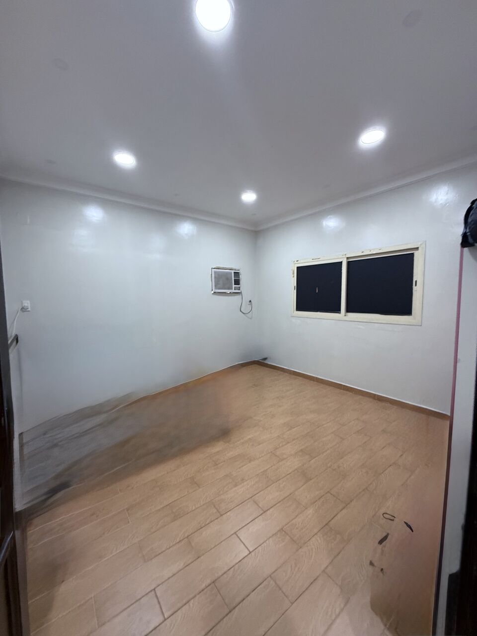 Safwa, Household Items, SAR 1400,  3 BHK Flat For Rent In Safwa
