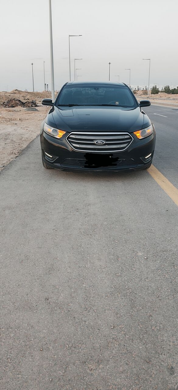 Riyadh, Vehicles, Cars & Trucks , SAR 33000,  Ford Taurus,  2013,  Automatic,  196000 KM,   Limited
