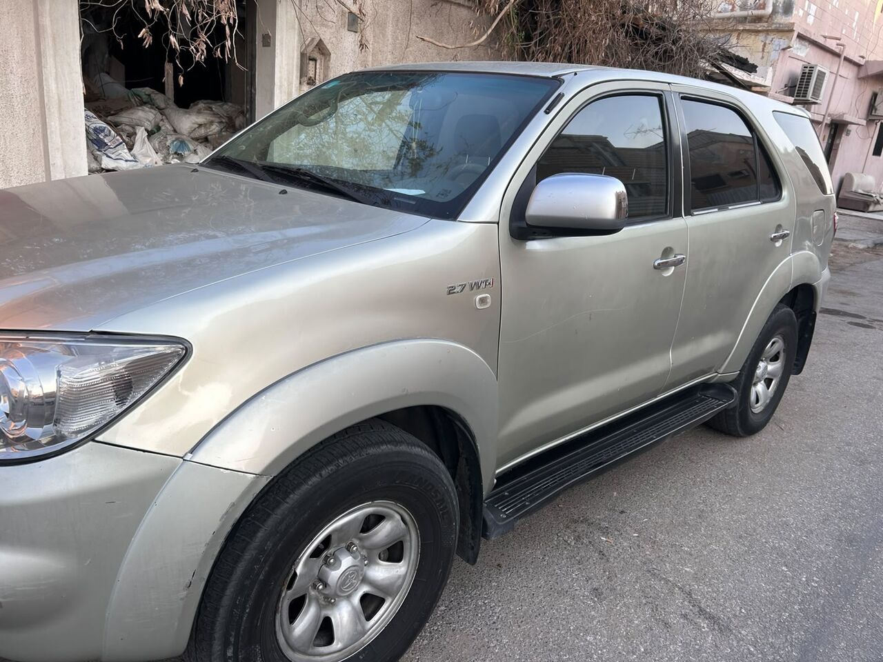 Khobar, Vehicles, Cars & Trucks , SAR 28500,  Toyota Fortuner  4x4,  2009,  Automatic,  675000 KM,