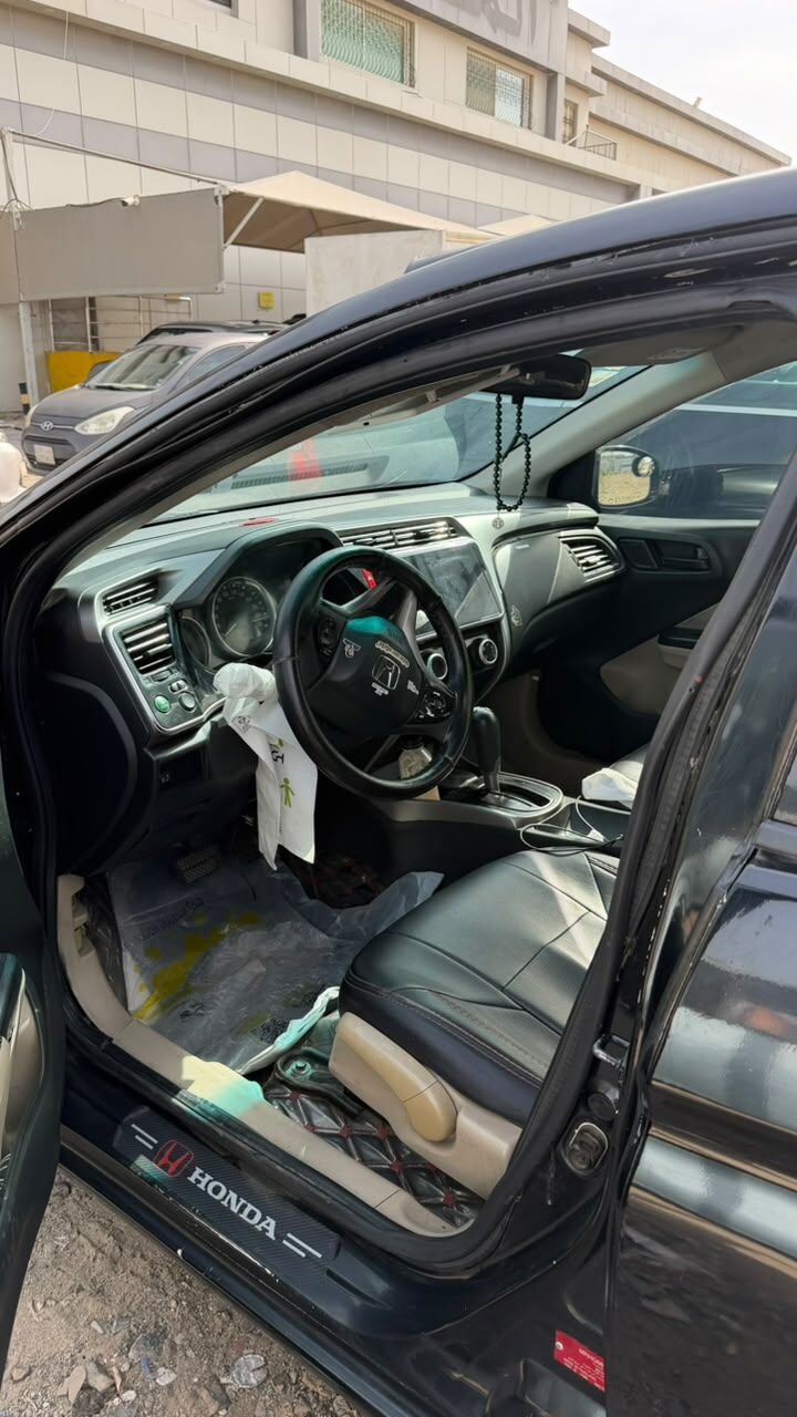Jeddah, Vehicles, Cars & Trucks , SAR 14000,  Honda City,  2014,  Automatic,  26 KM,  / I Want To Sell My