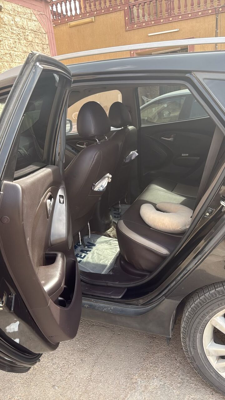 Riyadh, Vehicles, Cars & Trucks , SAR 38000,  Hyundai Tucson,  2012,  Automatic,  229839 KM,   , Full Option With Panoramic Sunroof