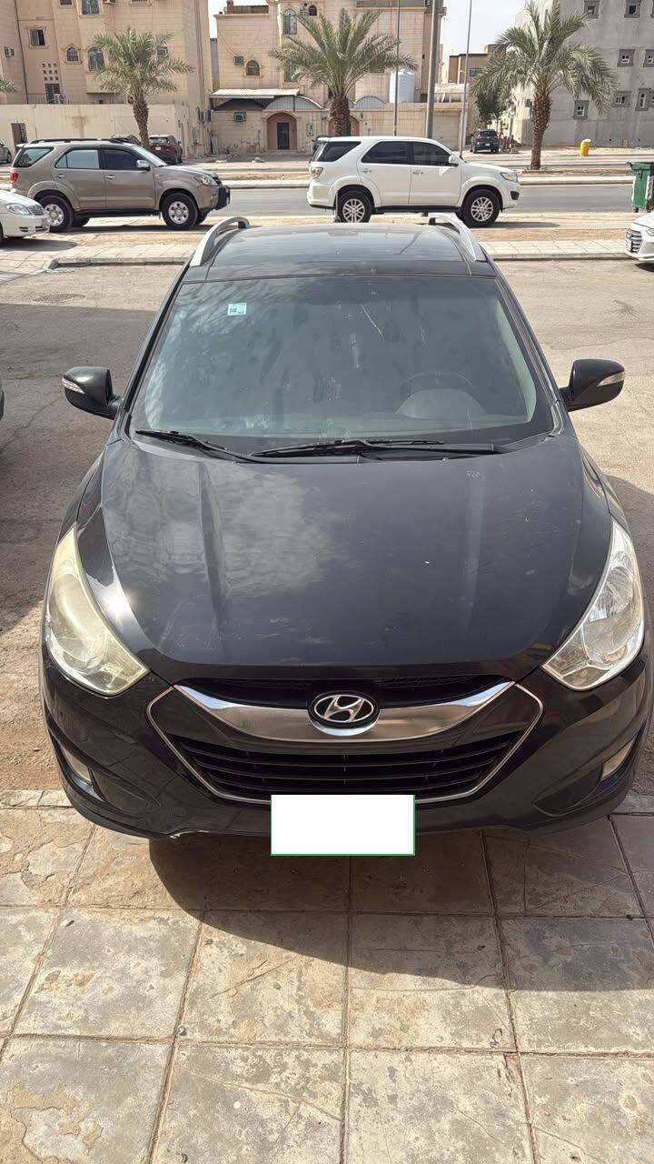Riyadh, Vehicles, Cars & Trucks , SAR 38000,  Hyundai Tucson,  2012,  Automatic,  229839 KM,   , Full Option With Panoramic Sunroof