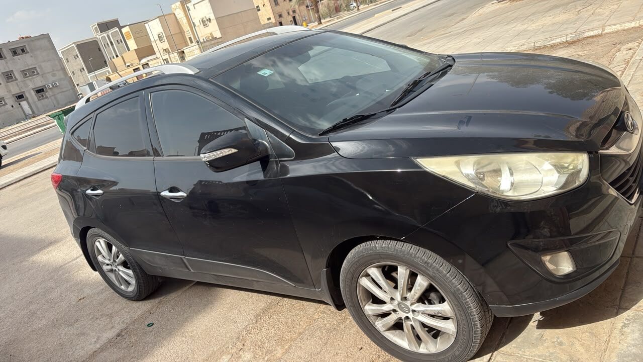 Riyadh, Vehicles, Cars & Trucks , SAR 38000,  Hyundai Tucson,  2012,  Automatic,  229839 KM,   , Full Option With Panoramic Sunroof