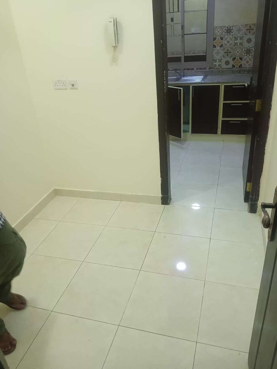Gudaibiya, Apartments, Flats, Houses & Villas, BHD 160/month,  1 BR,  Flat For Rent In Gudaibiya With EWA Unlimited Nearby Octave Shop