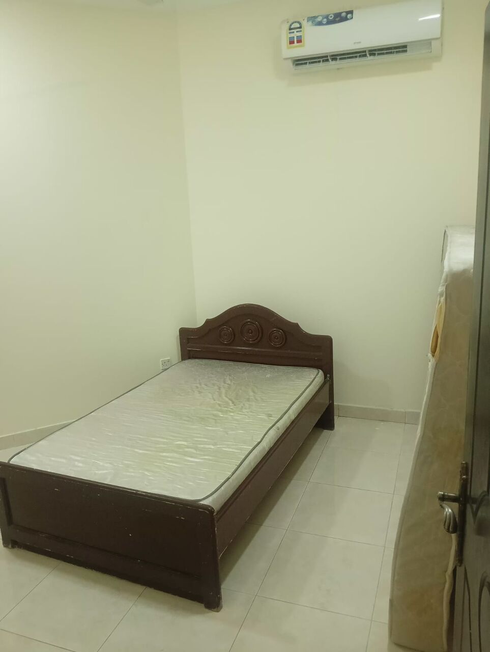 Gudaibiya, Apartments, Flats, Houses & Villas, BHD 160/month,  1 BR,  Flat For Rent In Gudaibiya With EWA Unlimited Nearby Octave Shop